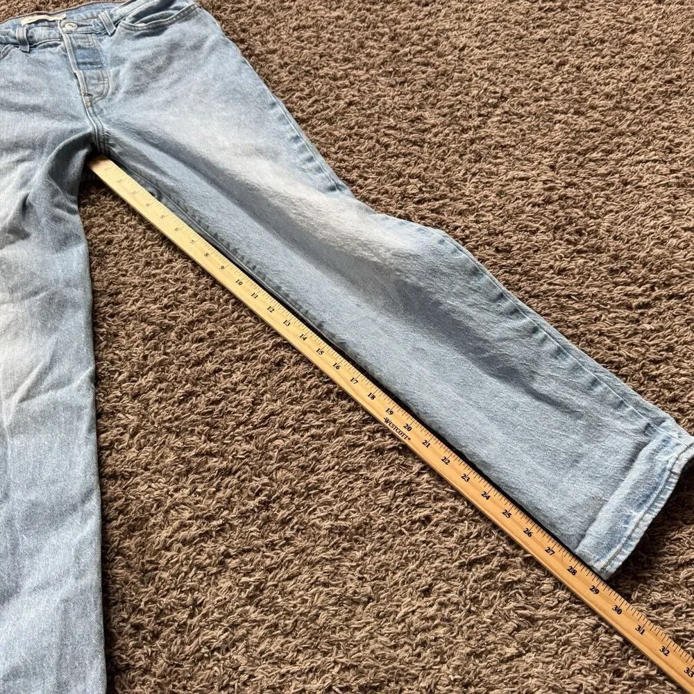 Levis Wedgie Straight Jeans Womens 29x29 Light Wash Blue High Rise Button Fly - Picture 10 of 10